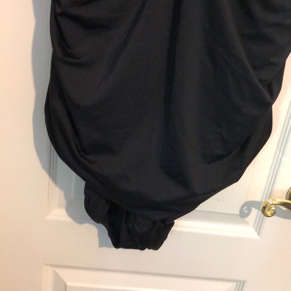 NWT TIME AND TRU. WOMEN ONE PIECE SWIMSUIT. 3X (24 W - 26 W) - Picture 3 of 5